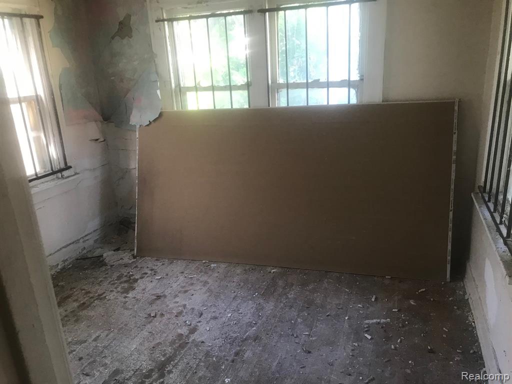 5200 MAPLEWOOD Street, Detroit, MI 48204 — Photo 17