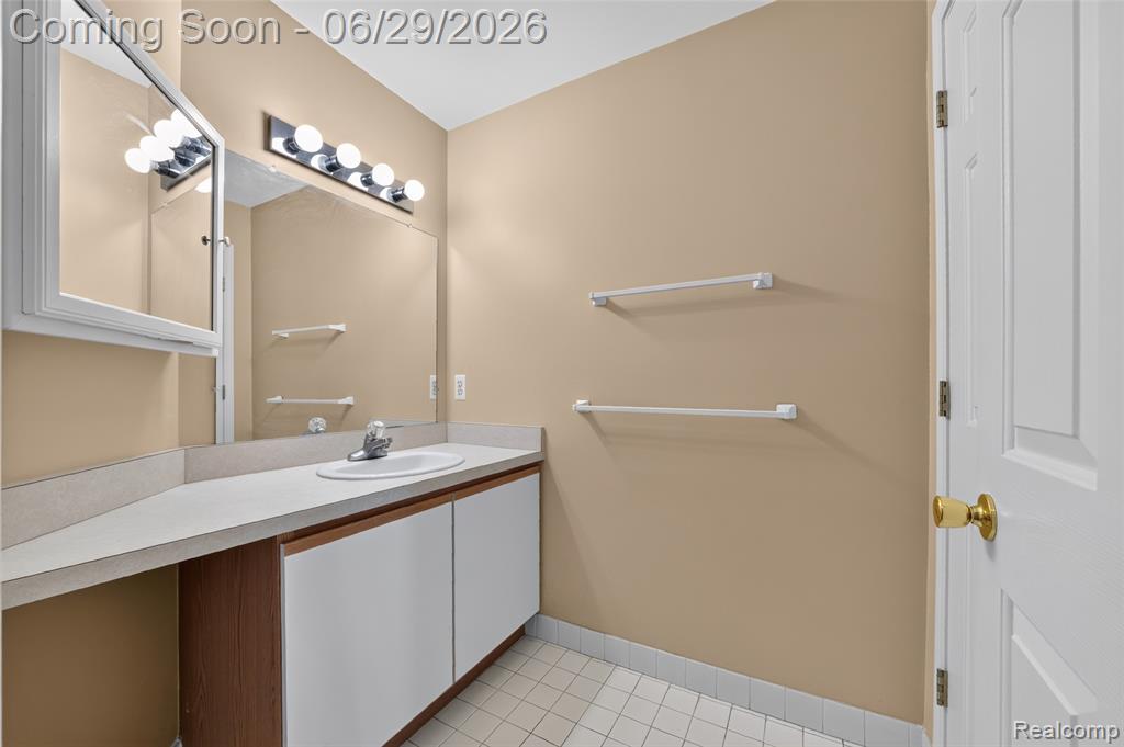 54726 Monarch Drive, Utica, MI 48316 — Photo 22
