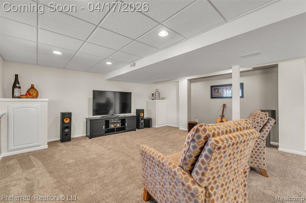 8560 Vista Court, Westland, MI — Photo 53