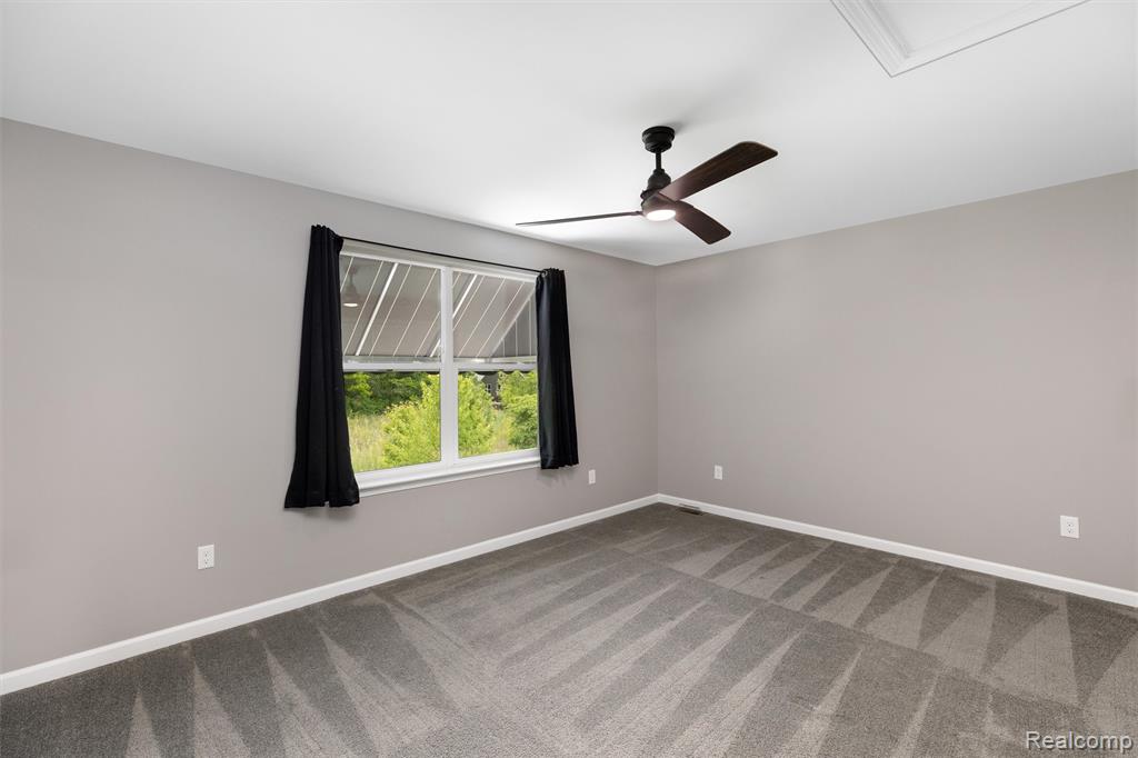 4280 ROLLING MEADOW Lane, Ypsilanti, MI 48197 — Photo 36