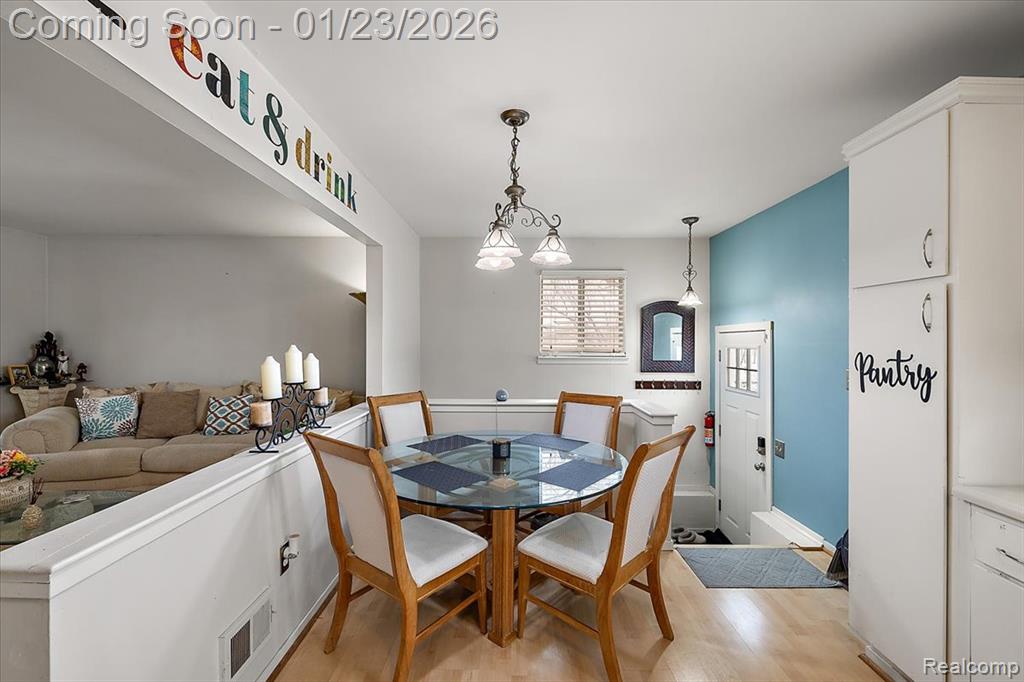 6823 Engleman, Center Line, MI 48015 — Photo 13