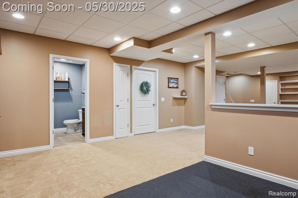 9267 Richfield, Livonia, MI 48150 — Photo 38