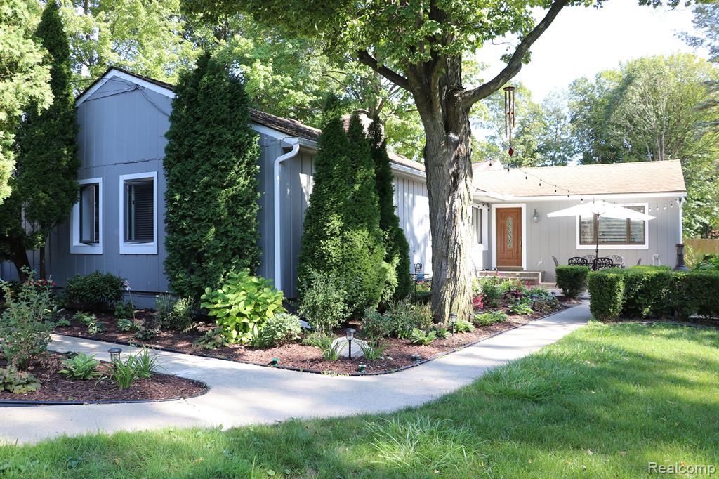 46877 W ANN ARBOR Trail, Plymouth, MI 48170 — Photo 24