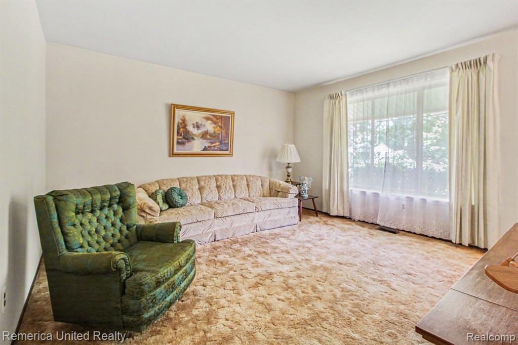 9135 Manton Avenue, Plymouth, MI 48170 — Photo 6
