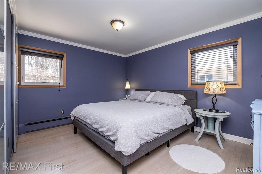 905 W Parker Avenue, Madison Heights, MI 48071 — Photo 32