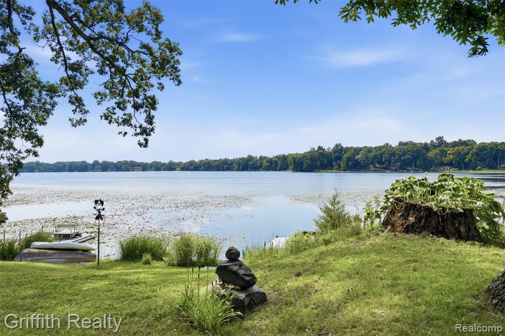 5730 Cowell Road, Brighton, MI 48116 — Photo 32