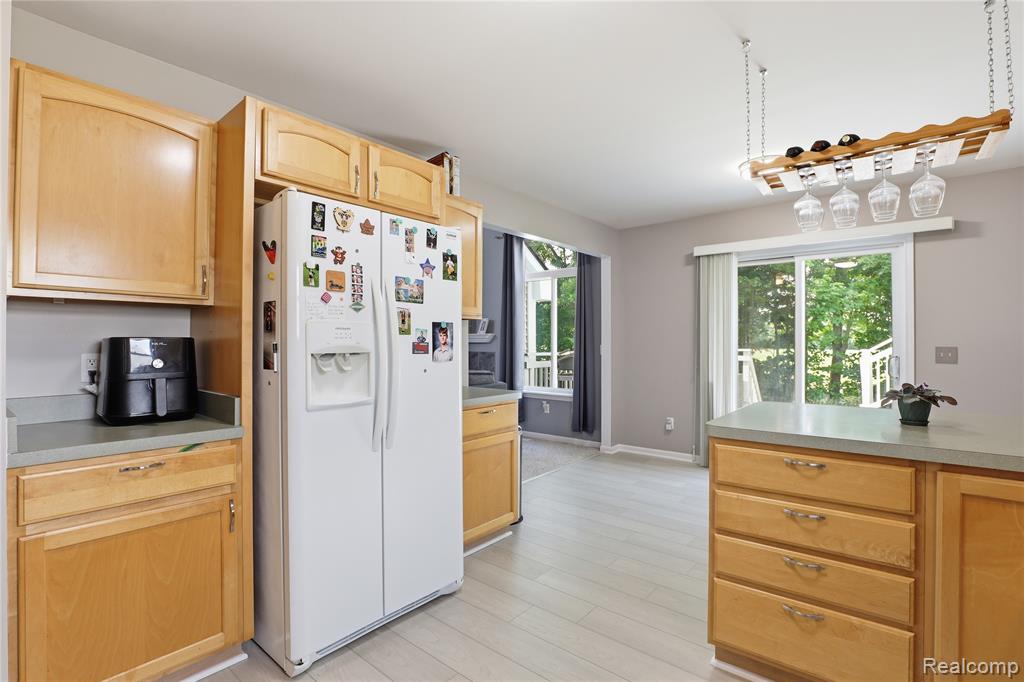 2067 Ashford Drive, Davison, MI 48423 — Photo 10