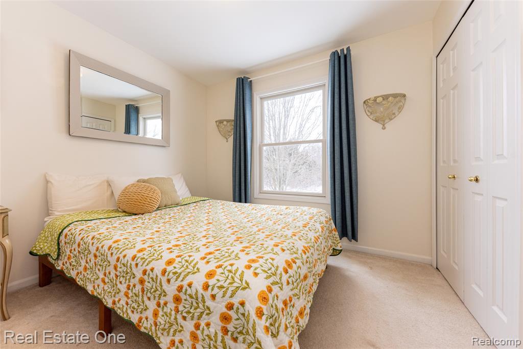 9410 Maple Run Court, Pinckney, MI 48169 — Photo 33