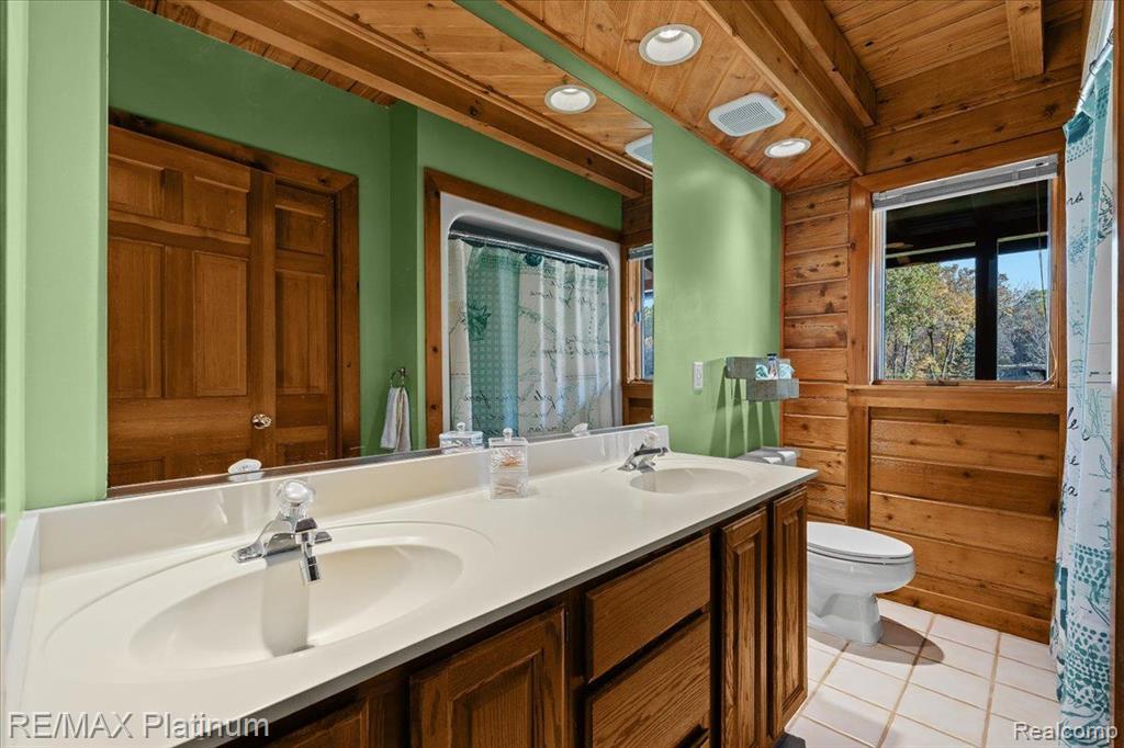 1215 S Bull Run Road, Fowlerville, MI 48836 — Photo 24