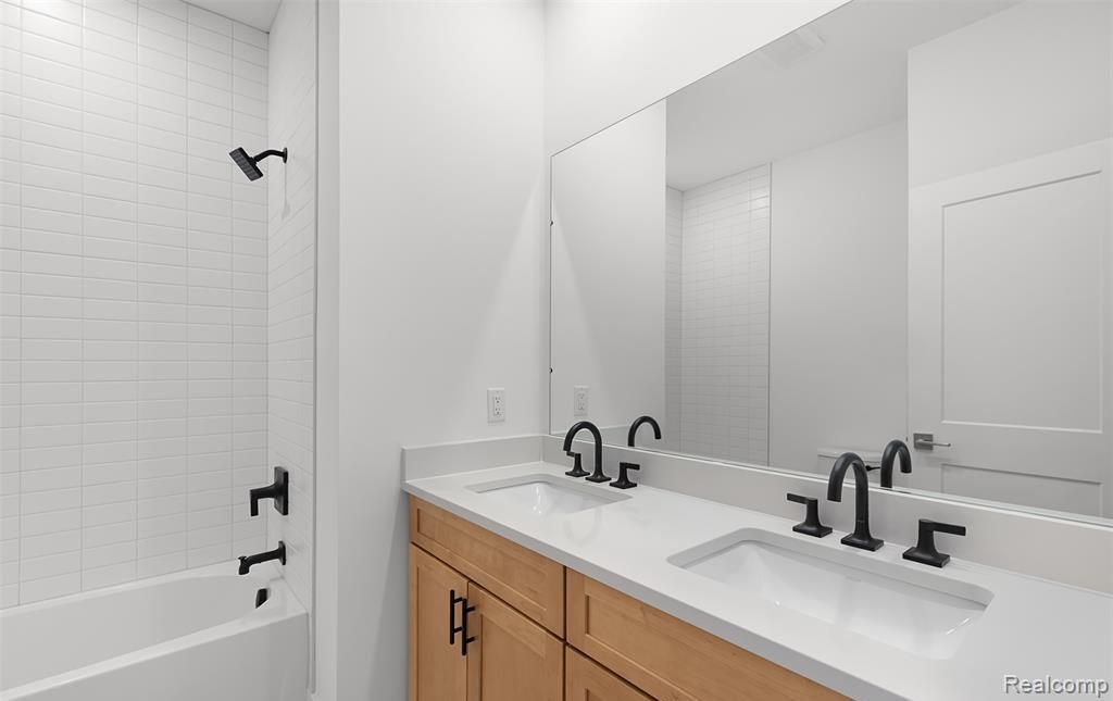 412 S Center Street, Northville, MI 48167 — Photo 23