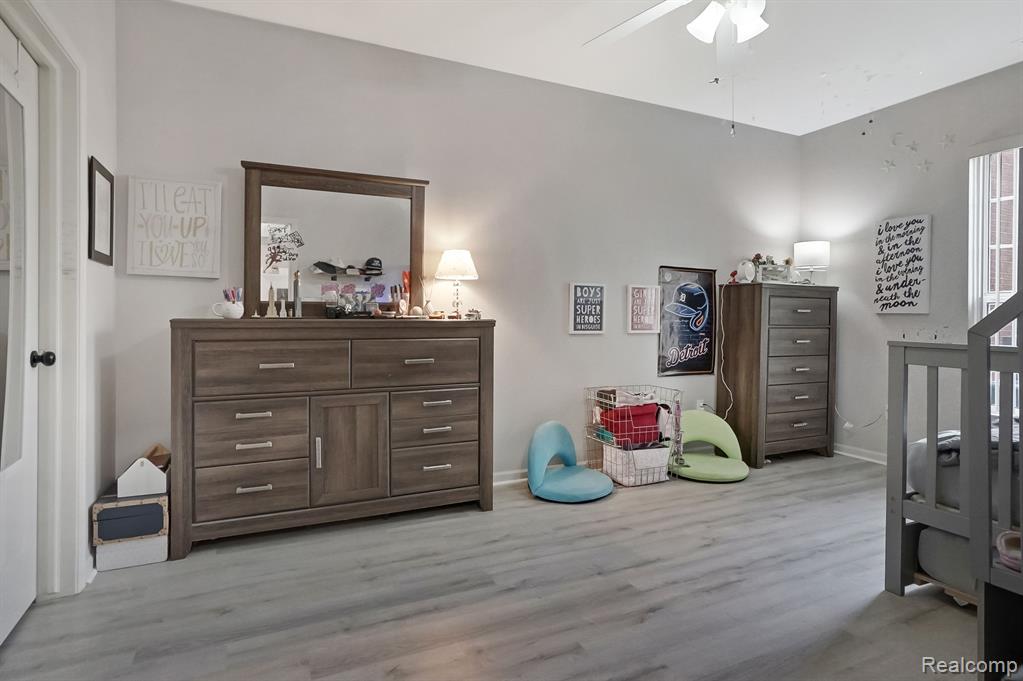 29508 Nottingham Court, Livonia, MI 48152 — Photo 17