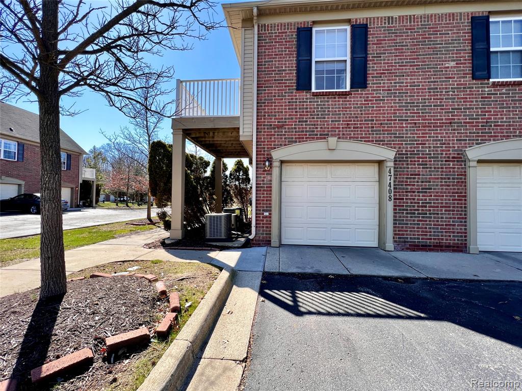 47408 PEMBROKE Drive, Canton, MI 48188 — Photo 2