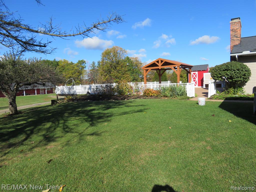 1656 S Lapeer Road, Lapeer, MI 48446 — Photo 36