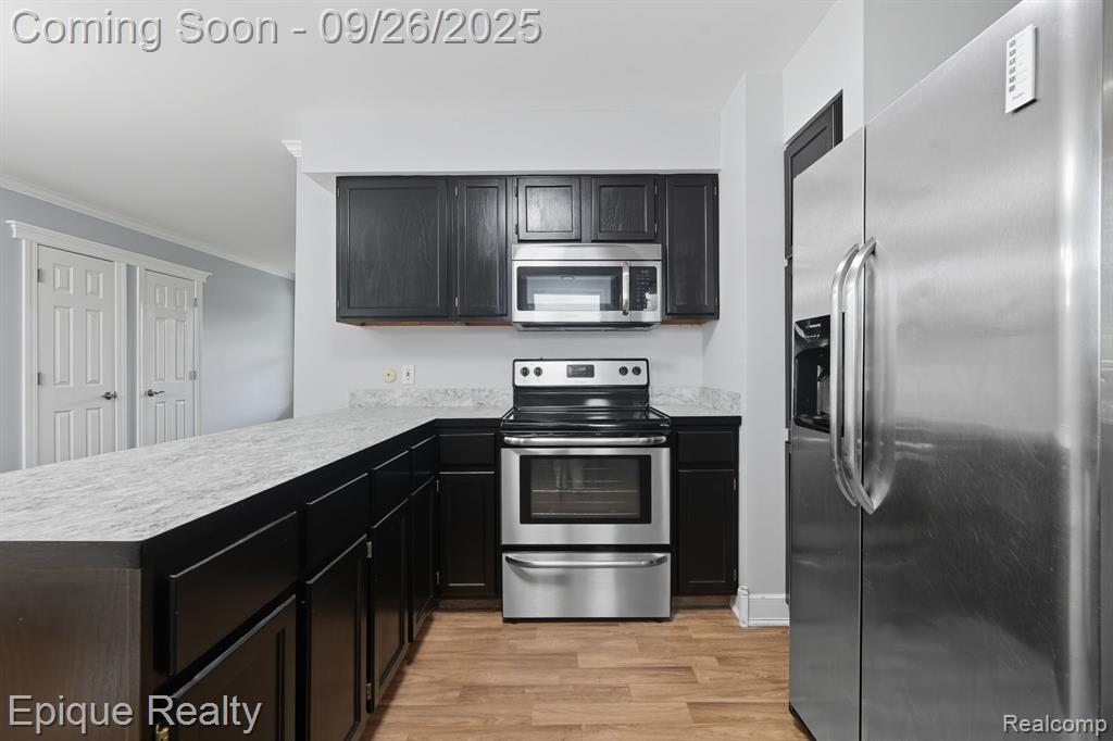 6481 Byron Road, Howell, MI 48855 — Photo 11