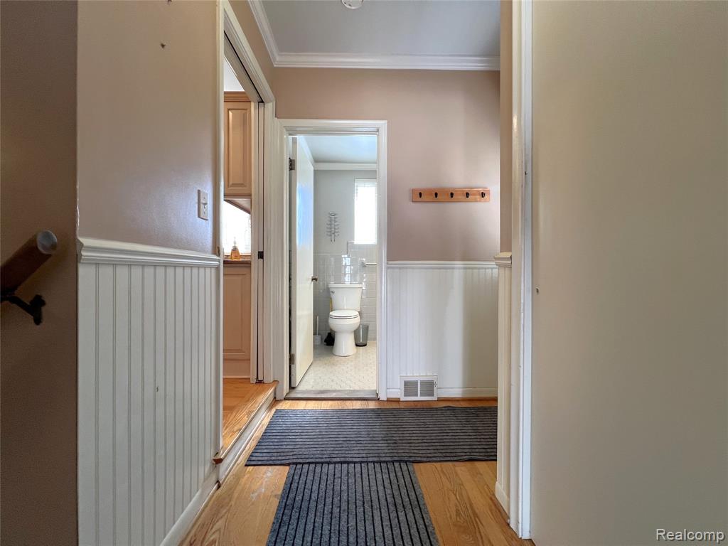 505 Anita Avenue, Grosse Pointe, MI 48236 — Photo 27