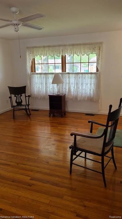 527 ROSEMONT Avenue, Saline, MI 48176 — Photo 3