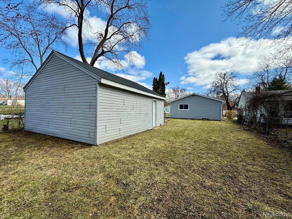 61 COURT Street, Pontiac, MI 48342 — Photo 38