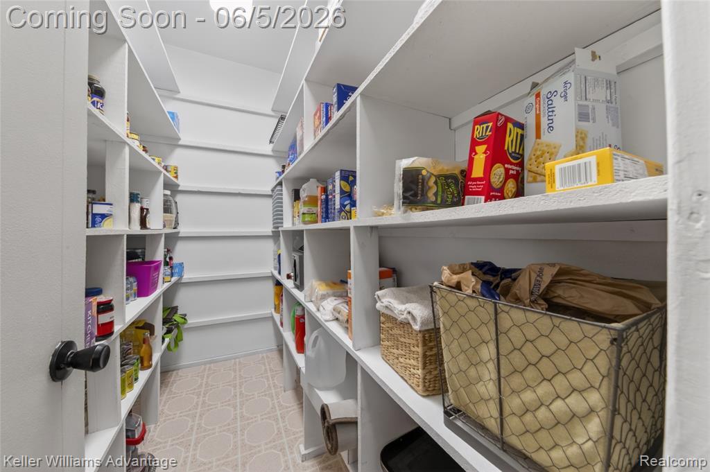 46037 Gainsborough Drive, Canton, MI 48187 — Photo 40