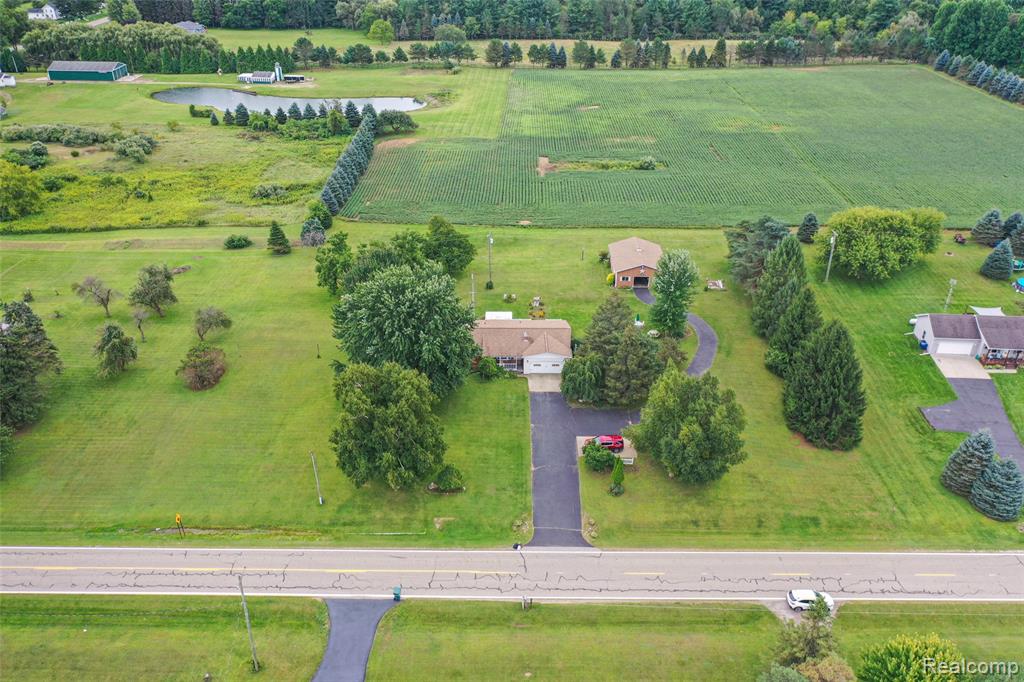 5067 Hemingway Lake Road, Otter Lake, MI 48464 — Photo 33