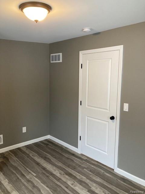 4 Division Street, Oxford, MI 48371 — Photo 14