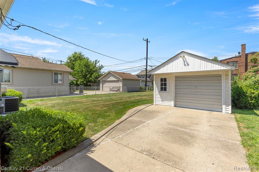 7055 Freda Street, Dearborn, MI 48126 — Photo 23