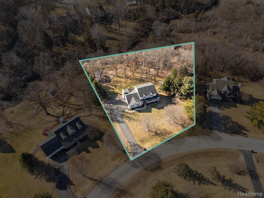 7694 THUNDER BAY Drive, Pinckney, MI 48169 — Photo 66
