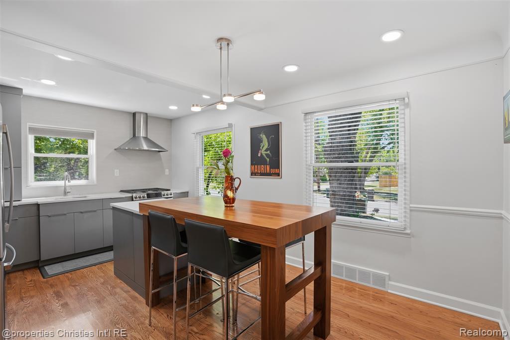 4602 Groveland Avenue, Royal Oak, MI 48073 — Photo 8