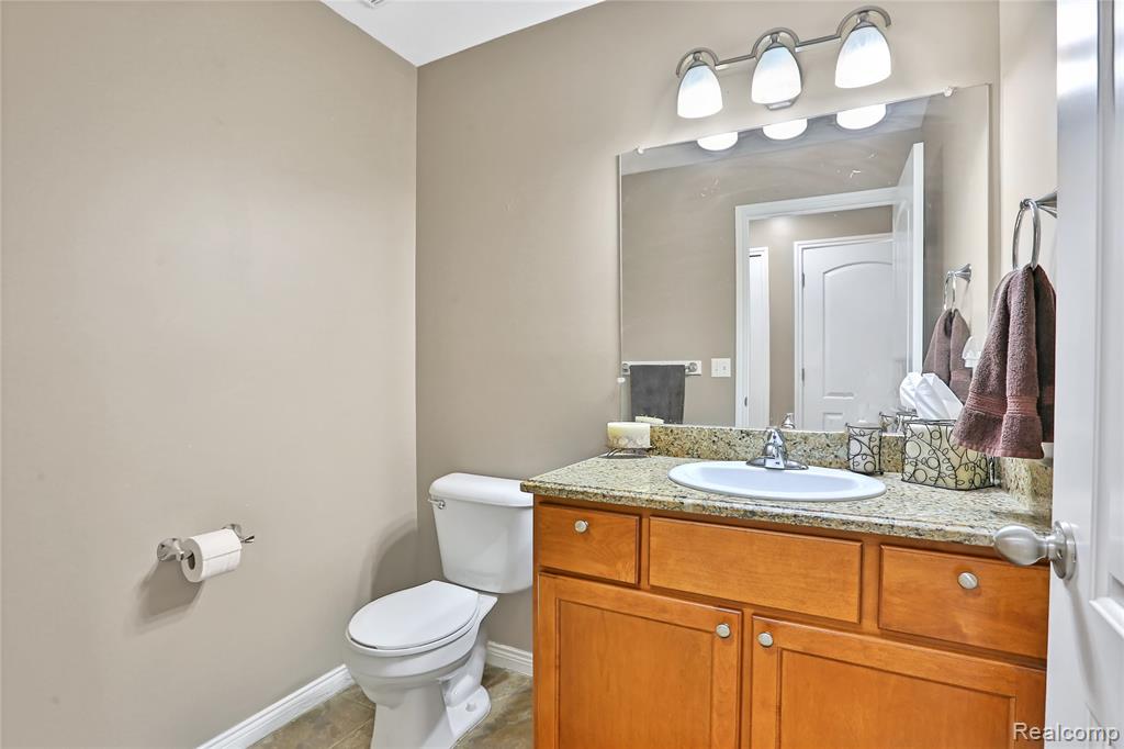 52142 Pawnee Drive, Macomb, MI 48042 — Photo 17
