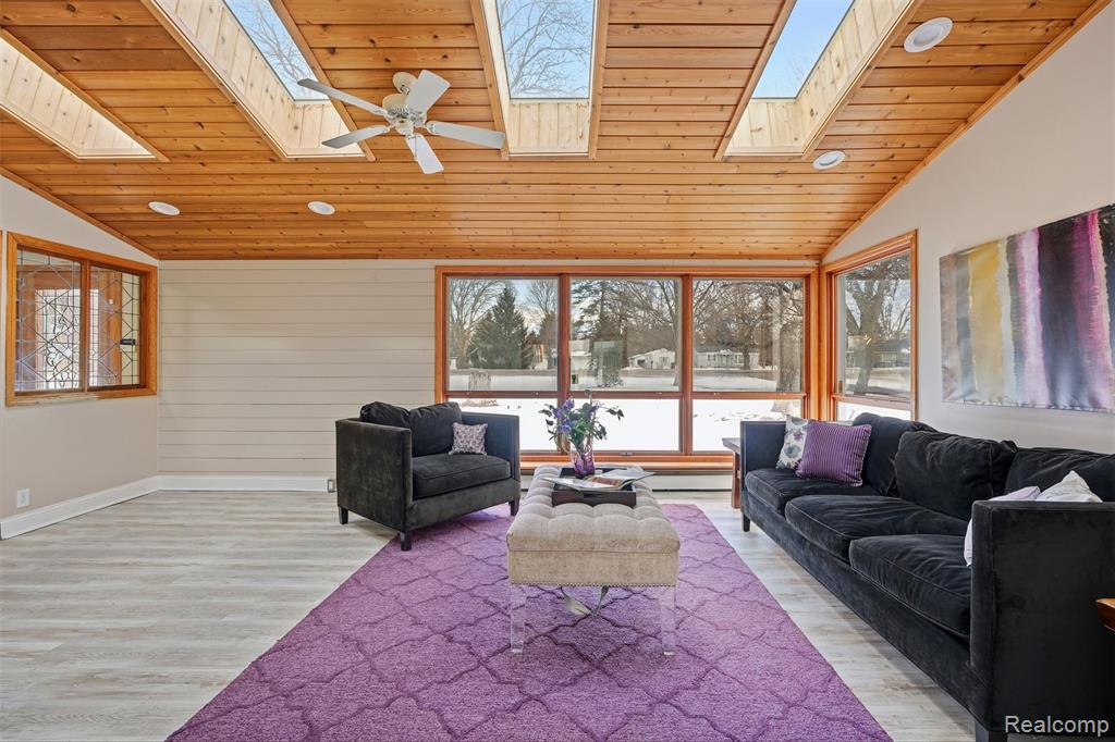 9875 W M 21, Ovid, MI 48866 — Photo 3