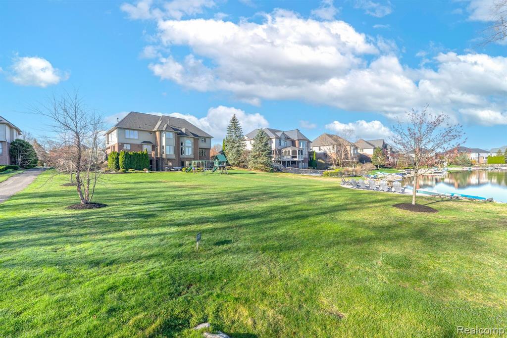 47924 MANORWOOD Drive, Northville, MI 48168 — Photo 11