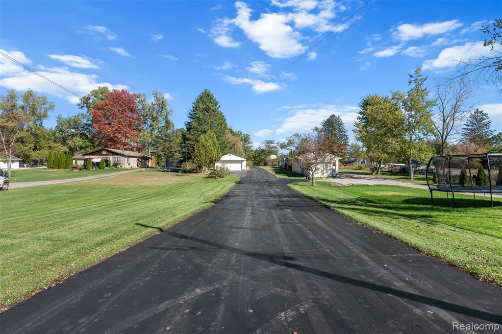 6125 Mabley Hill Road, Fenton, MI 48430 — Photo 10