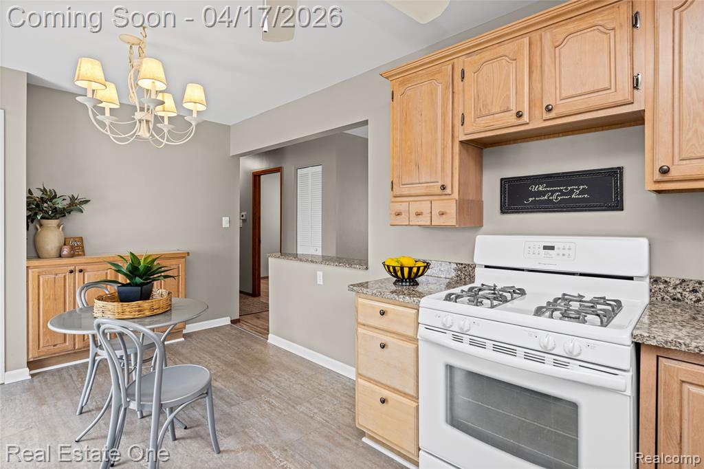 4656 Buckingham Drive, Warren, MI 48092 — Photo 13