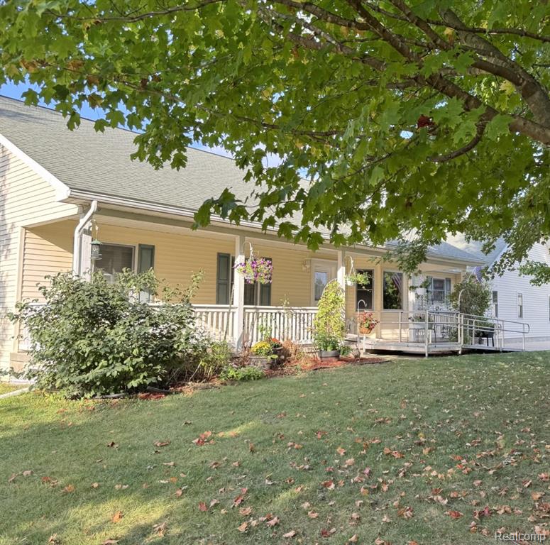 6409 Robb Road, Fowlerville, MI 48836 — Photo 2