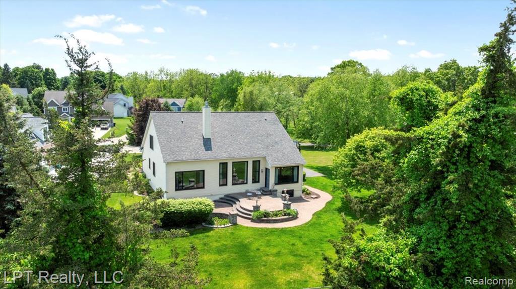 8617 Bonaventure Drive, Brighton, MI 48116 — Photo 50
