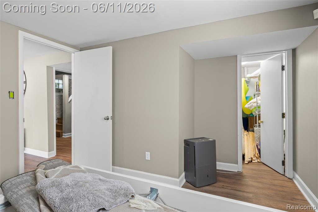 4661 Sashabaw Road, Waterford, MI 48329 — Photo 30