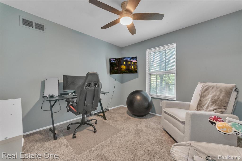 24645 Spring Lane, 18, Harrison Township, MI — Photo 26