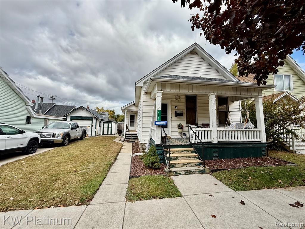 731 Bancroft Street, Port Huron, MI 48060 — Photo 2