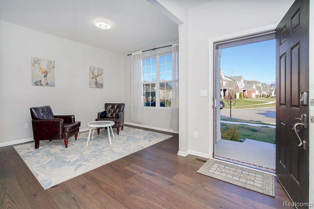 58543 Navarra Drive, South Lyon, MI 48178 — Photo 4