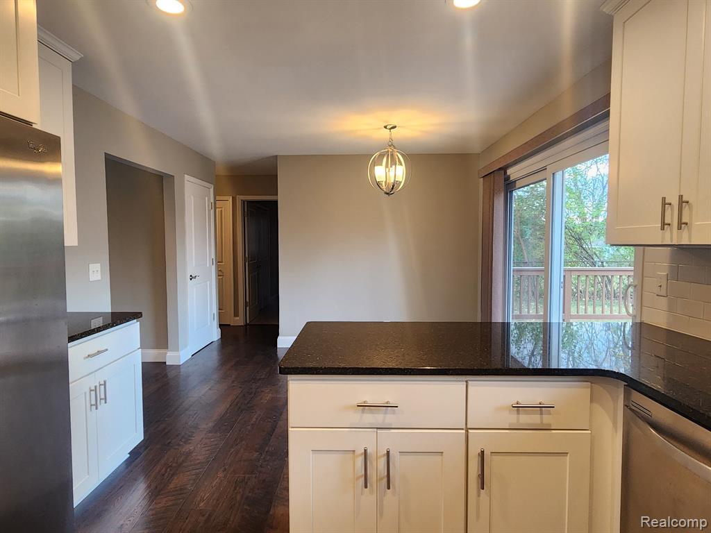 545 MAULBETSCH Street, Ypsilanti, MI 48197 — Photo 13