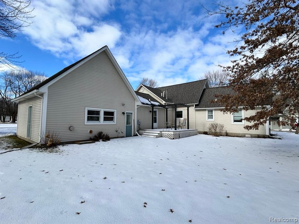 7255 SAINT CLAIR Avenue, MI — Photo 4