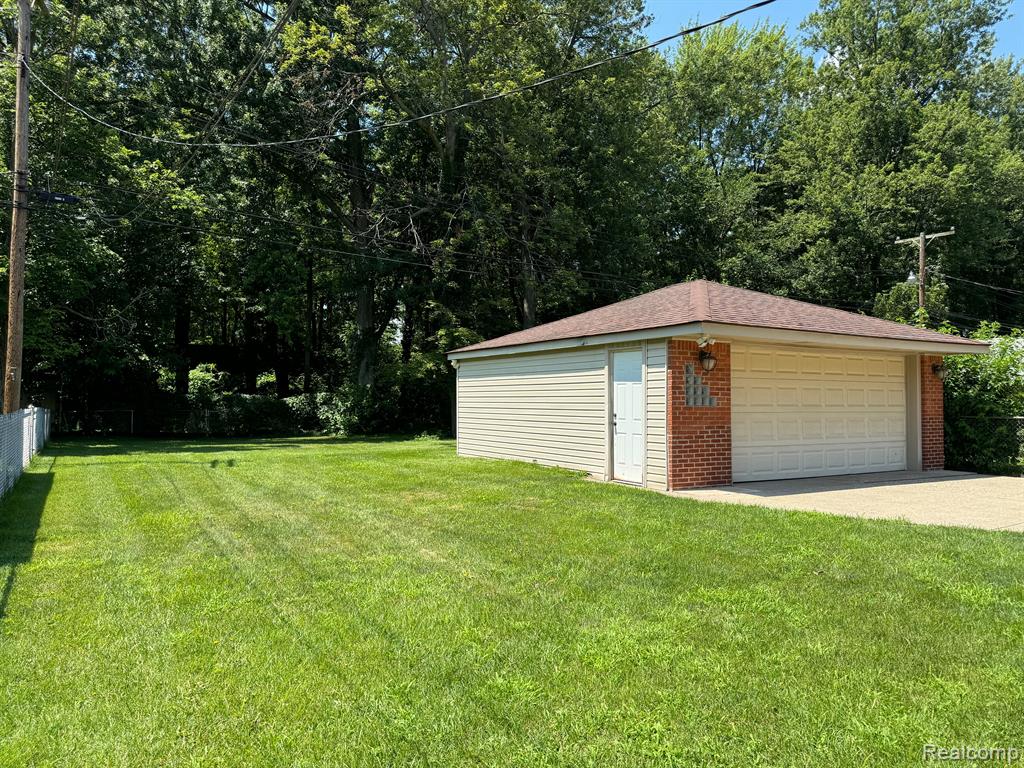 8126 Mills Street, Taylor, MI 48180 — Photo 4