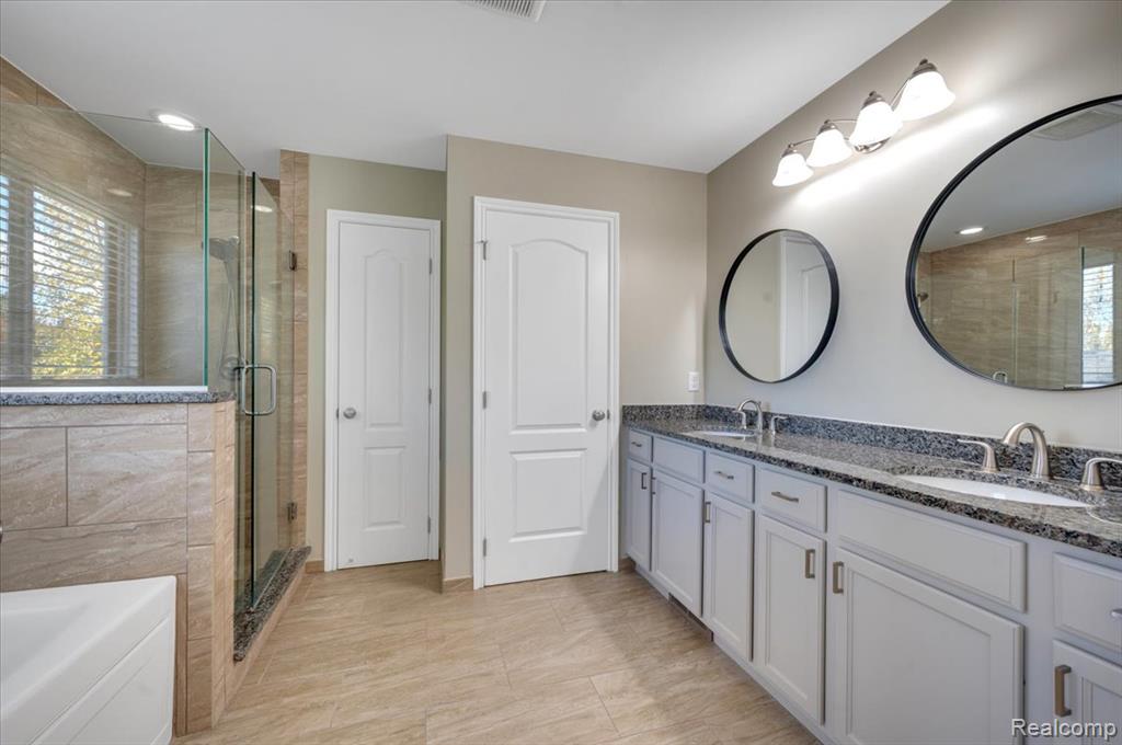 496 Overlook Drive, Oxford, MI 48371 — Photo 13