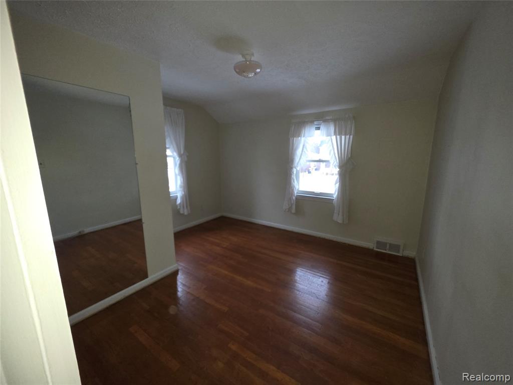 742 N York Street, Dearborn, MI 48128 — Photo 12