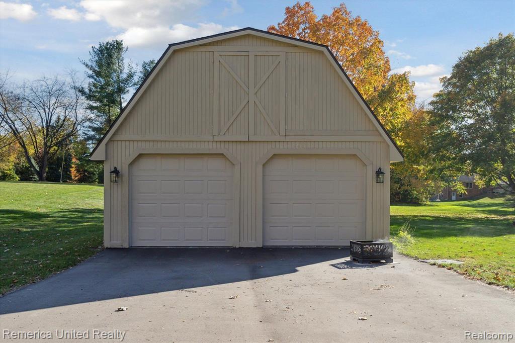 59031 MONTEGO Drive, New Hudson, MI 48165 — Photo 40