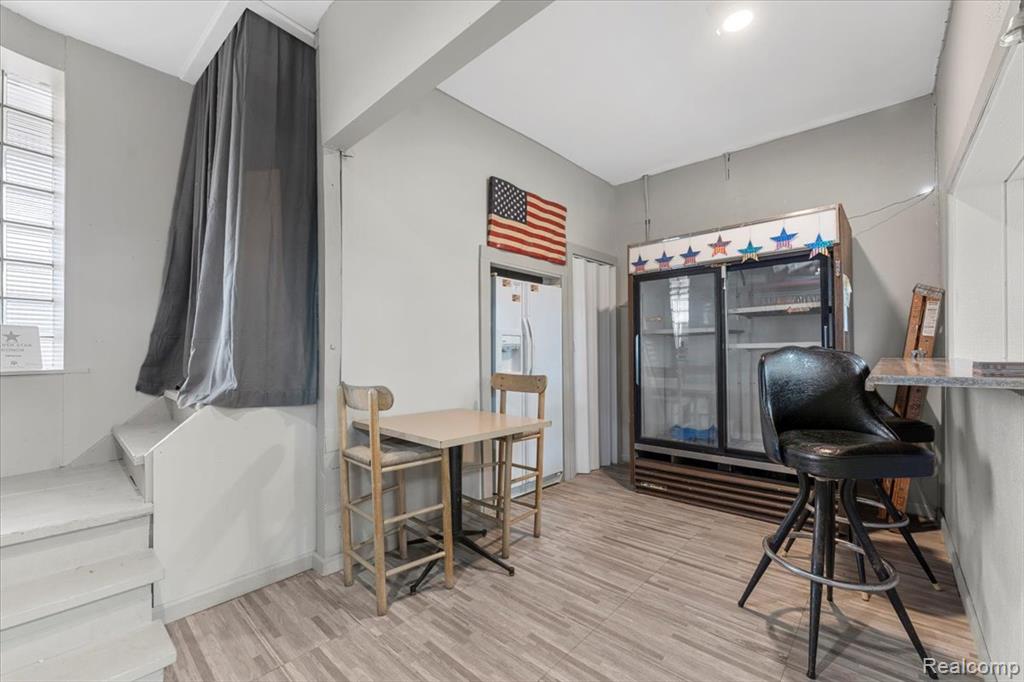 8840 Macomb Street, Grosse Ile, MI 48138 — Photo 13