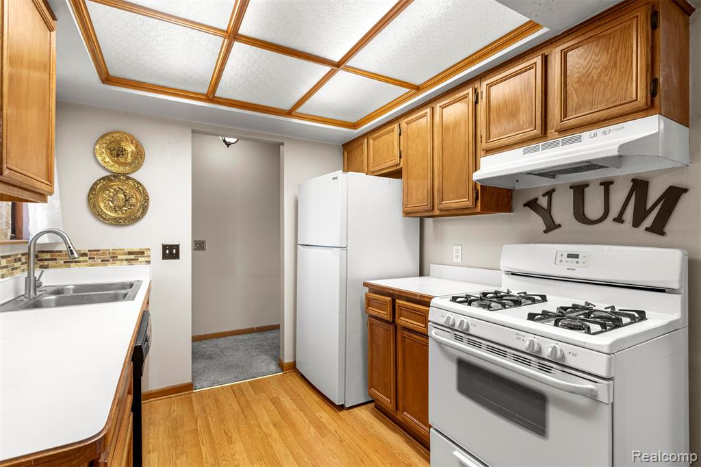 5419 DUKE CT, Warren, MI 48091 — Photo 16