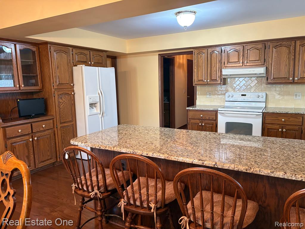 39858 Wilmette Drive Drive, Sterling Heights, MI 48313 — Photo 21