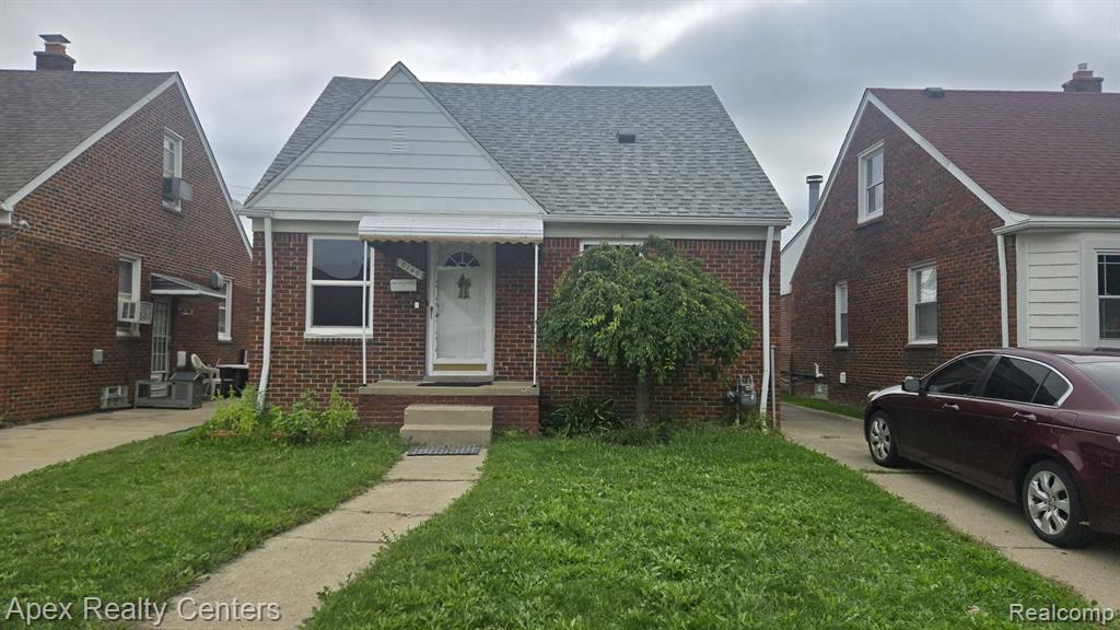 6140 Maple Street, Dearborn, MI 48126