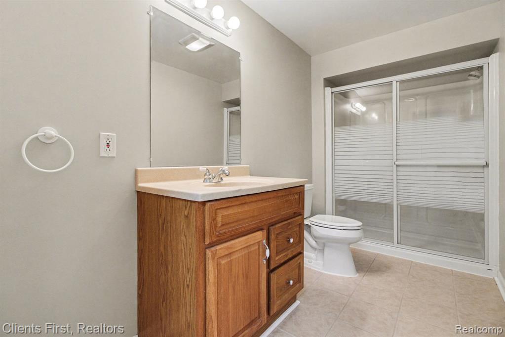 57677 Dakota Drive, New Hudson, MI 48165 — Photo 26