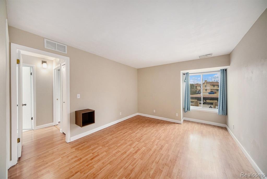 350 Briarcrest Drive, 165, Ann Arbor, MI 48104 — Photo 19